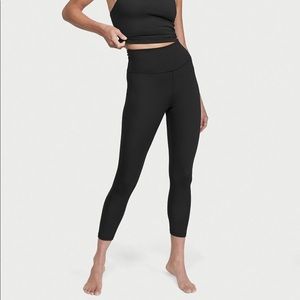 Flow on point strappy leggings